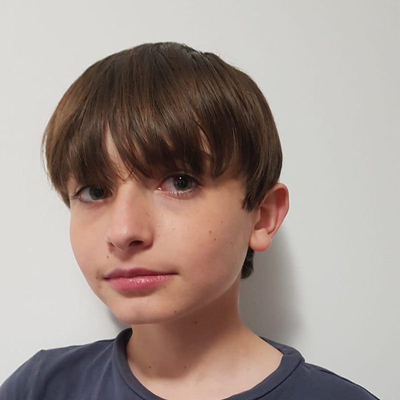 Julien 11 ans expérience en hypnose